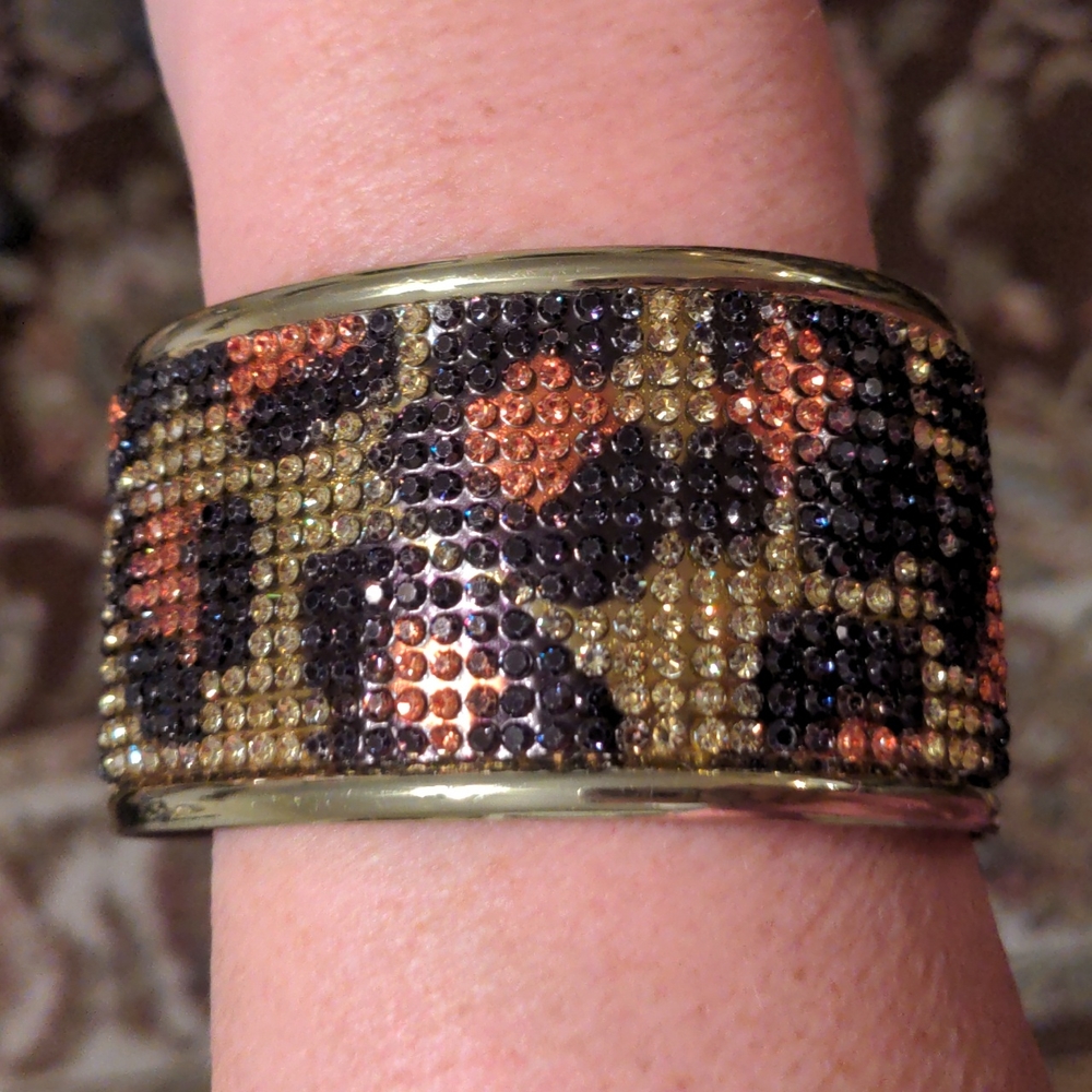NWOT cuff bracelet